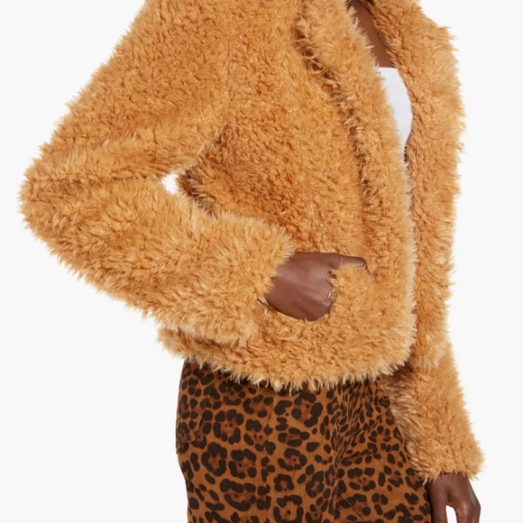 EUC BlankNYC Sahara Brown Faux Fur Teddy Jacket Coat Size Small - Picture 3 of 7